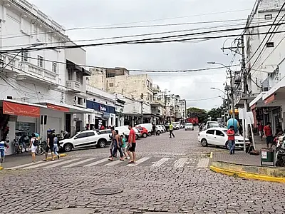 Estiagem prolongada e altas temperaturas elevam risco de incêndios florestais no estado