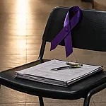 A medida existe. A proteção ainda está em construção.