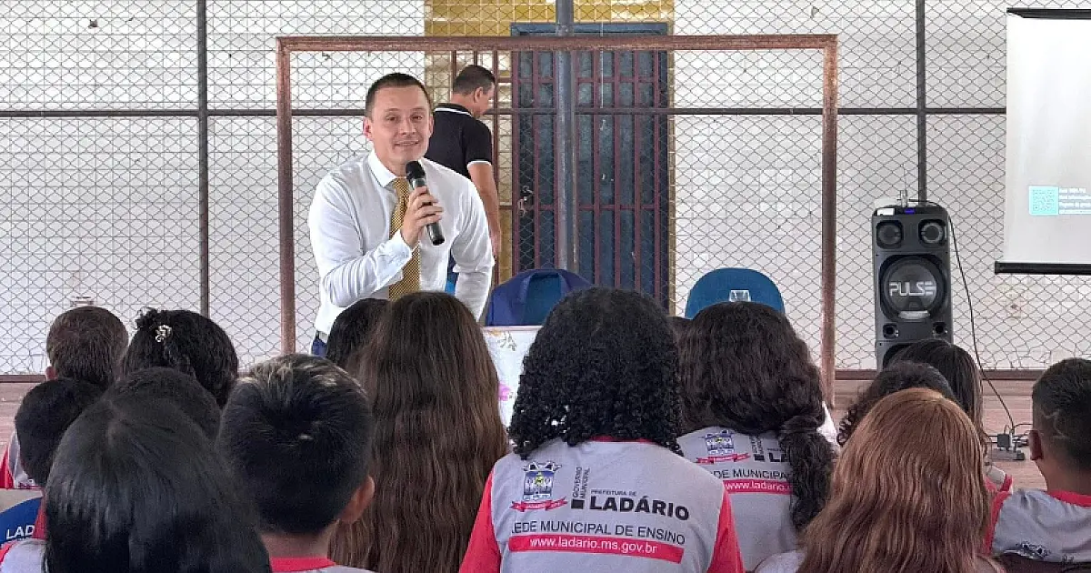 Palestra com juiz da infância lança Plano de Ação contra violência nas escolas