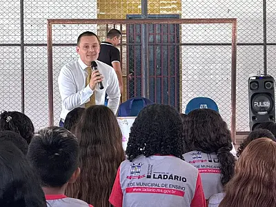 Palestra com juiz da infância lança Plano de Ação contra violência nas escolas