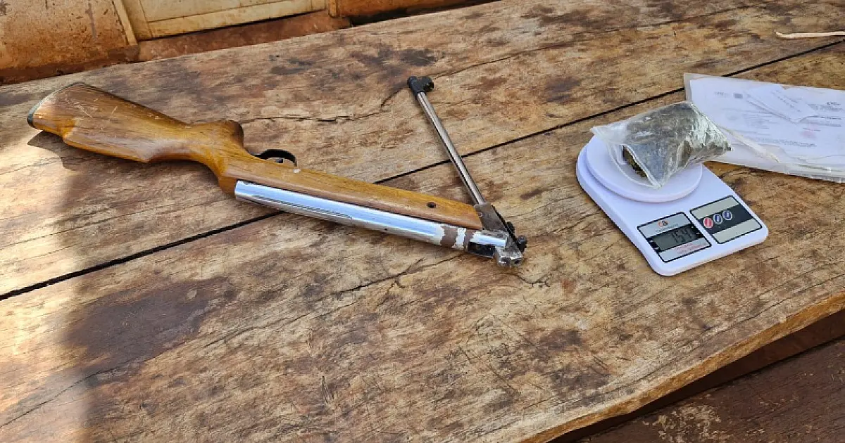 Civil de MS prende traficante com armas e cumpre mandado de prisão preventiva