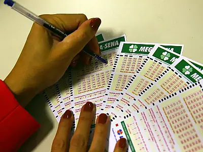 Mega-Sena sorteia nesta quinta prêmio acumulado em R$ 7,5 milhões