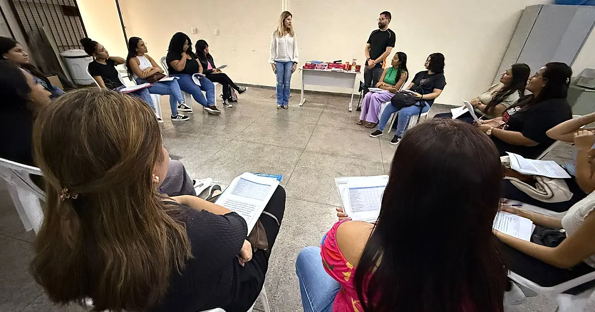 Estudantes são contratados para reforçar alfabetização em Corumbá