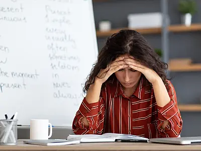 Dia do Professor: Quem ensina também precisa de cuidado