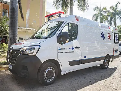 Corumbá reforça atendimento e transferências hospitalares com nova ambulância