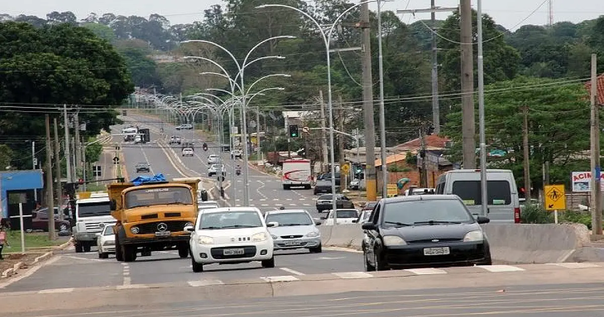 Quarta-feira é o último dia para pagar licenciamento de veículos com placas terminadas em 3 e 4