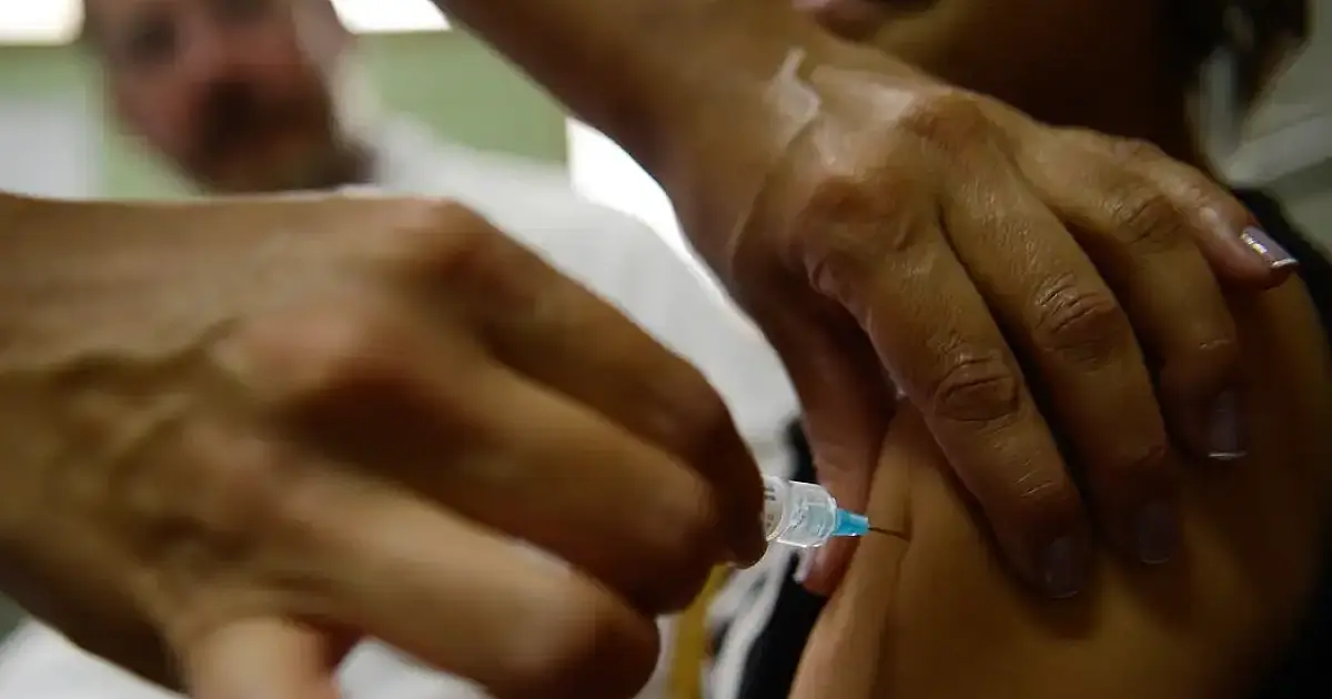 Vacinação reduz internações por doenças causadas pelo HPV, diz estudo