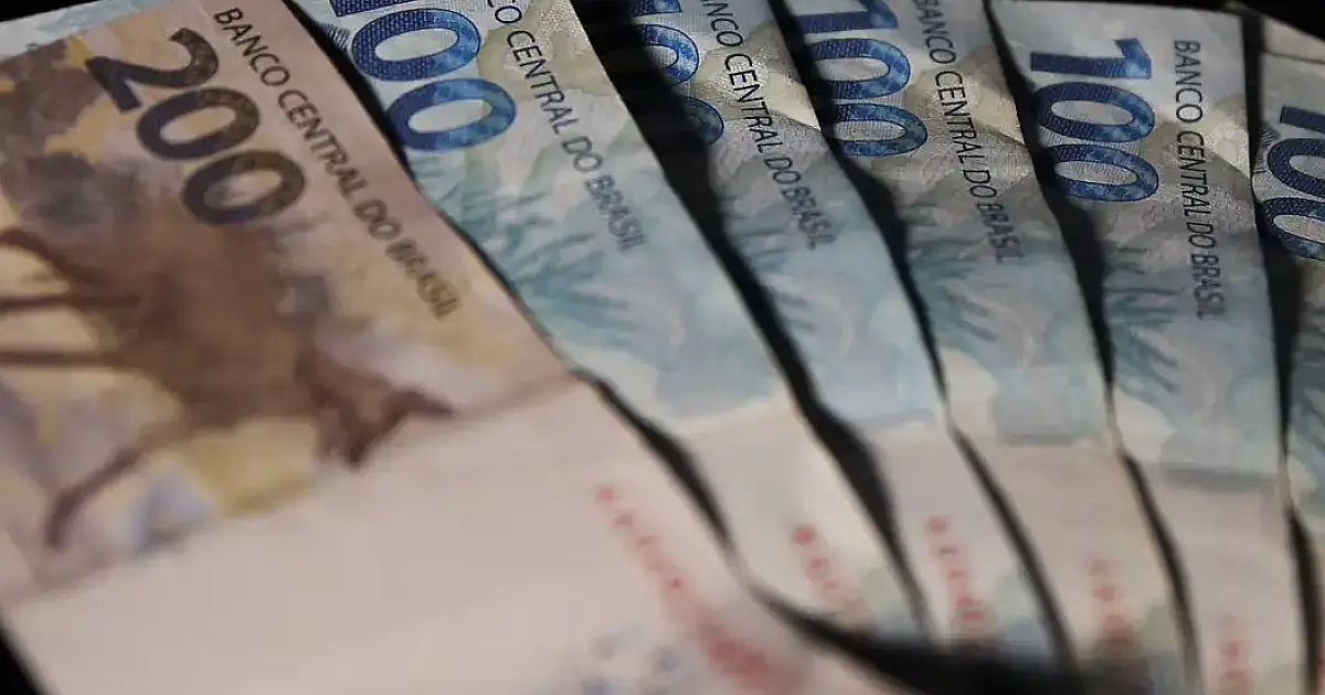 Brasileiros sacam em julho R$ 310,36 milhões esquecidos em bancos
