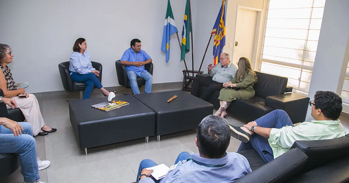 Prefeito recebe deputado federal e reforça parceria por novos investimentos