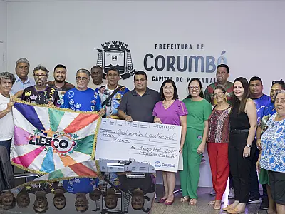 Corumbá libera R$ 404 mil para escolas de samba iniciarem trabalhos do carnaval