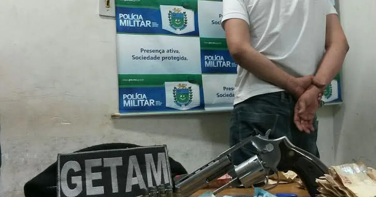 Empresário é preso por porte de arma ilegal
