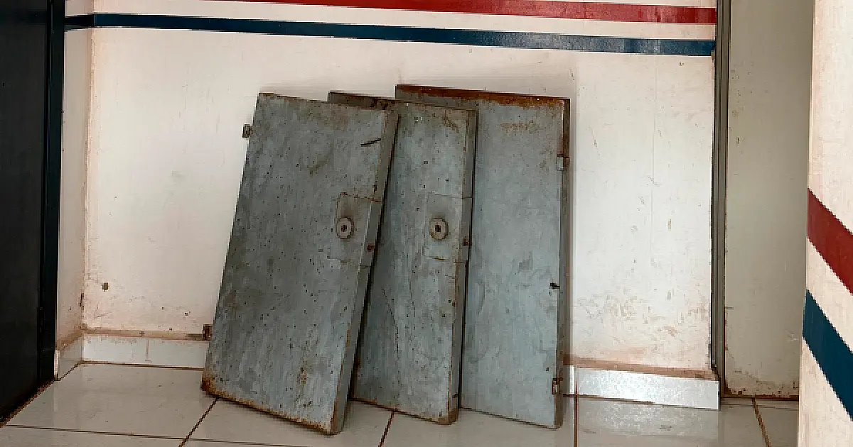 Guarda Civil de Ladário recupera tampas de lixeiras furtadas