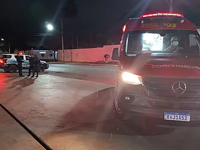 Motociclista fica inconsciente em queda acidental na 21 de Setembro