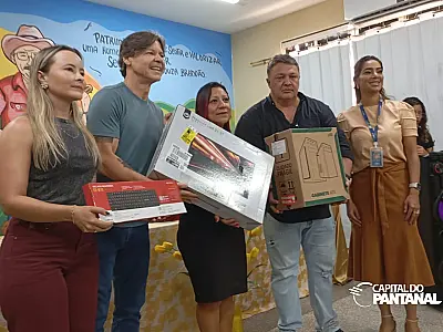 Paulo Duarte entrega R$ 400 mil em emendas à escolas de Corumbá e Ladário