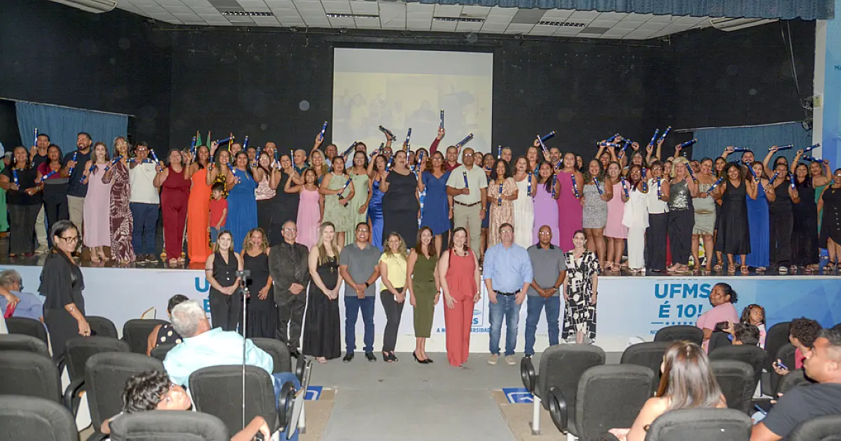 Formatura conclui capacitação de 145 agentes de saúde e endemias