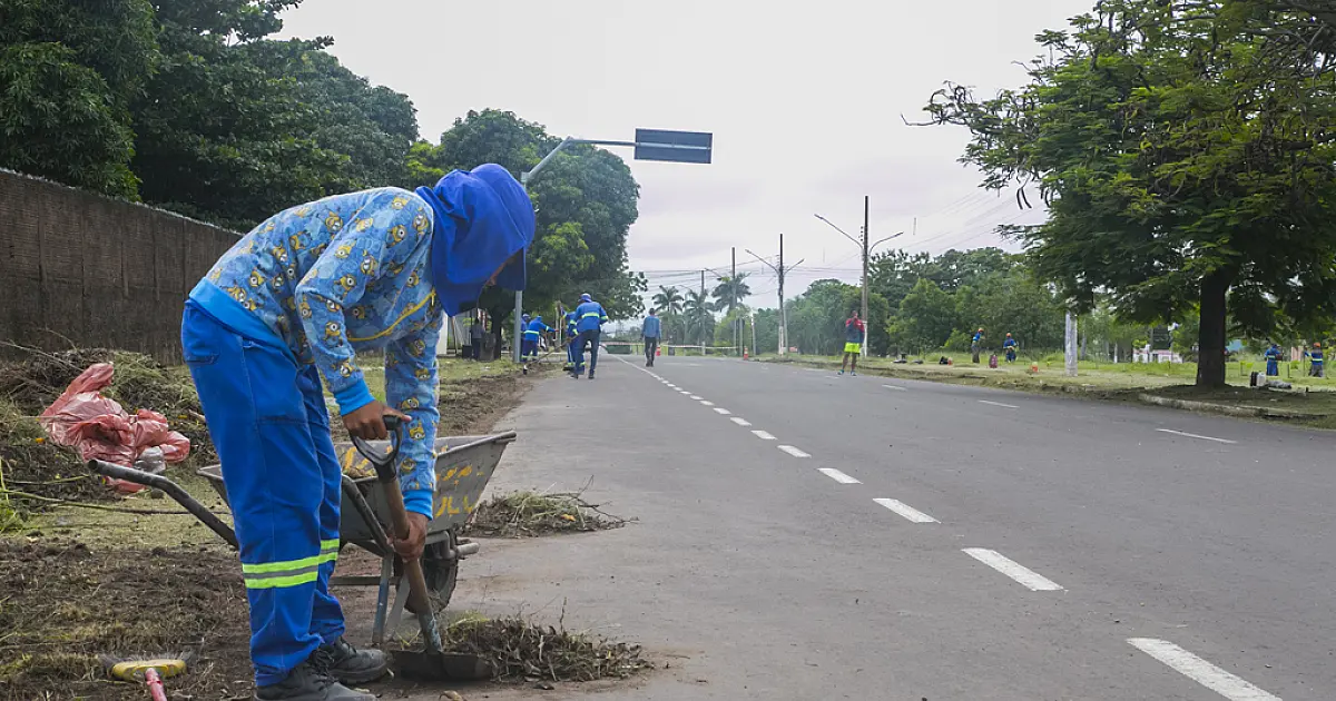 Campanha de limpeza de ruas, praças e terrenos prossegue em quatro regiões de Corumbá