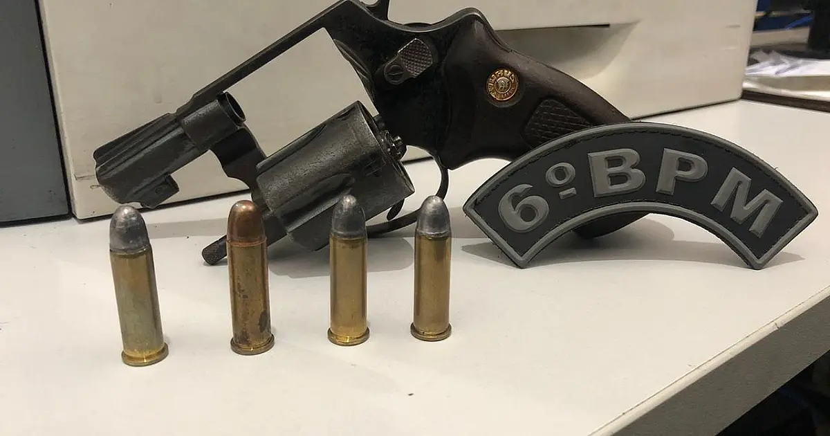 Homem é preso por porte ilegal de arma