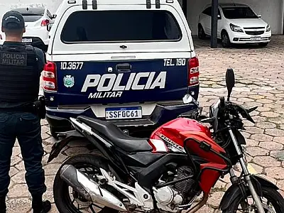 PM recupera moto furtada após denúncia anônima em Corumbá