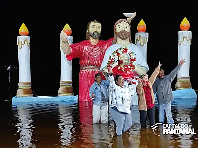 Fé e alegria marcam encerramento do Banho de São João nas águas do Rio Paraguai