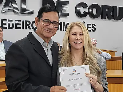 Jornalista Sylma Lima é homenageada na Câmara pelos 22 anos do Capital do Pantanal