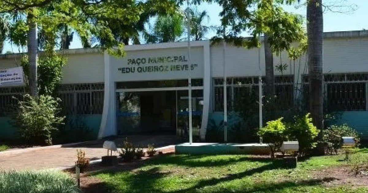 Prefeitura de Paranaíba abre vagas em concurso público com salários de até R$ 2,7 mil