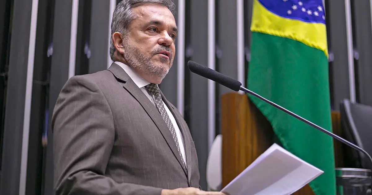 Sem adversário, Vander Loubet assumirá o PT em MS e trabalhará na reeleição de Lula