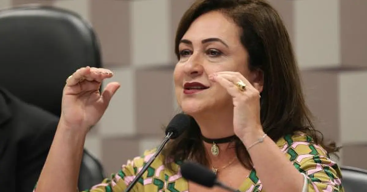Supersalários: comissão aprova fim do efeito cascata e restrições a auxílios