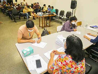 Com mais 32 aprovados em concurso público, Prefeitura dá sequência à posse de servidores