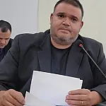 Vereador pede recuperação imediata da escadaria do bairro Beira Rio