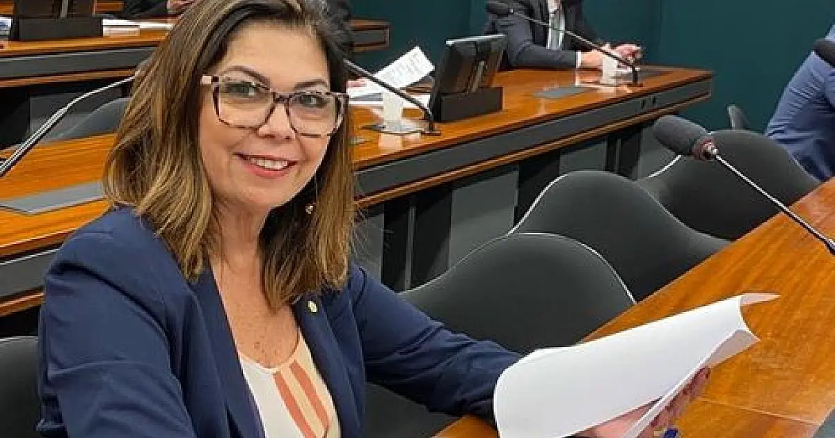 Corumbá recebe emenda de Bia Cavassa para compra de micro-ônibus para transporte de pacientes