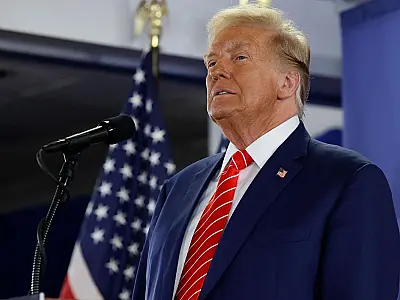 Trump ameaça países que se alinhem ao Brics com tarifa de 10%