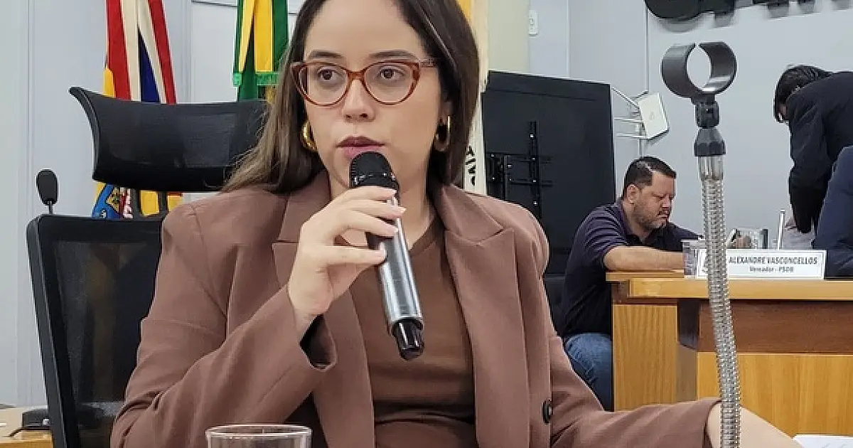 Hanna busca apoio de senadora com caminhão pipa para agricultura familiar