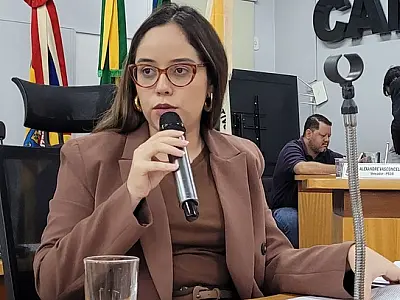 Hanna busca apoio de senadora com caminhão pipa para agricultura familiar