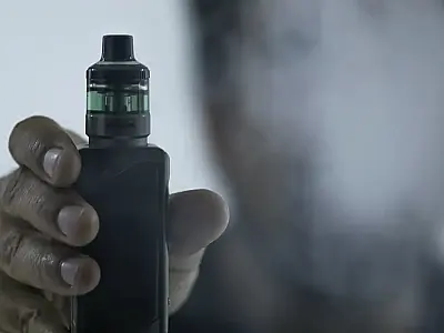 Anvisa e MPF assinam acordo para combater cigarros eletrônicos