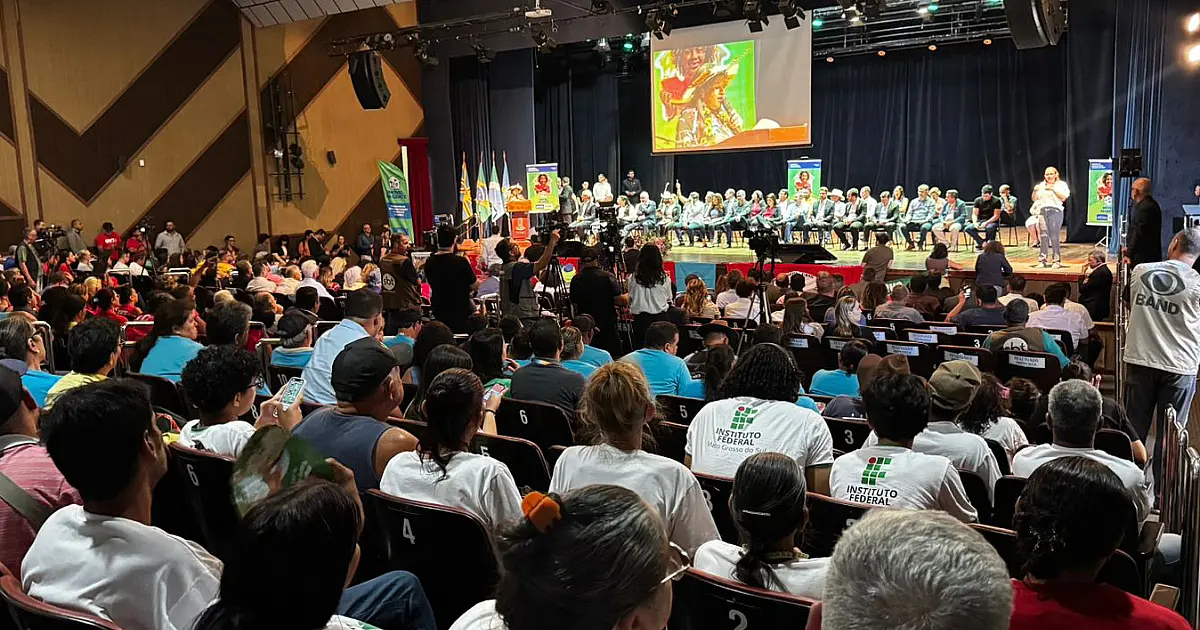 Corumbá recebe regularização de imóveis da União para educação e cultura