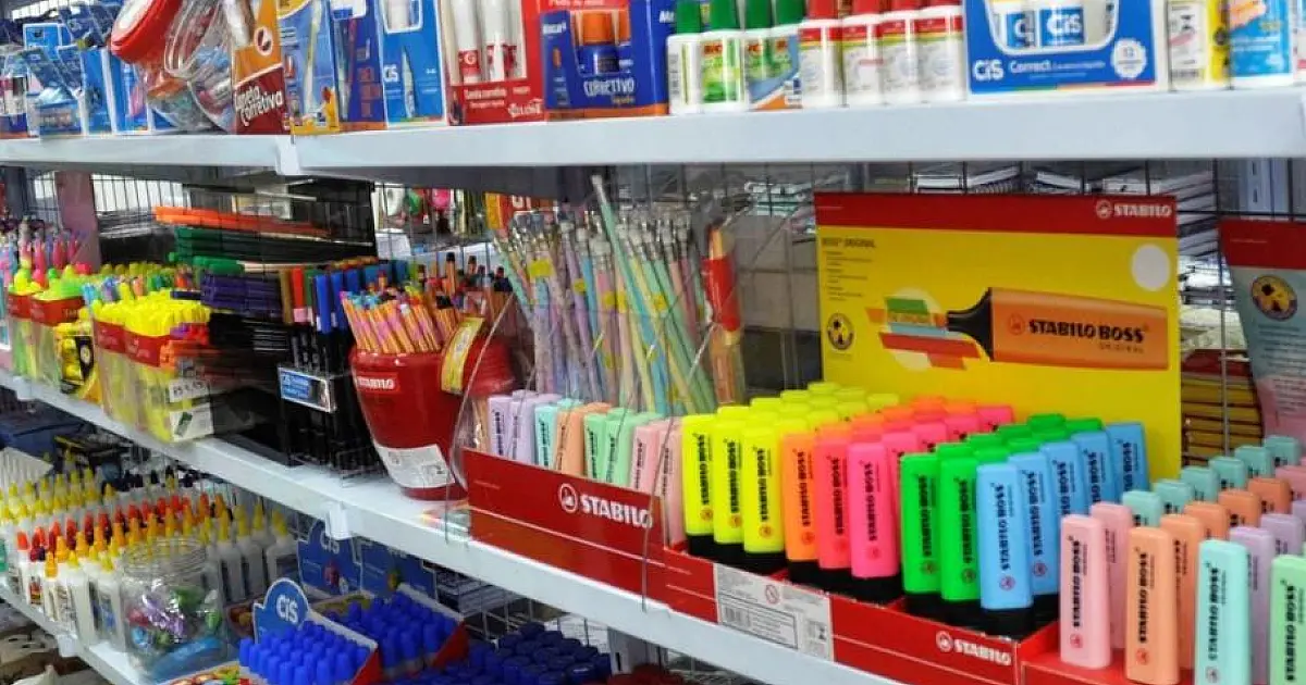 Procon Corumbá aponta variação de mais de 1.000% no preço do material escolar