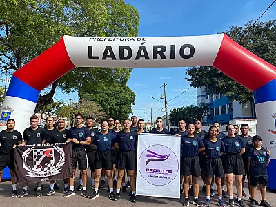Polícia Militar marca presença na Corrida Agosto Lilás em Ladário