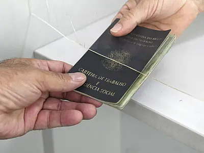 Casa do Trabalhador inicia semana com 42 vagas para Corumbá