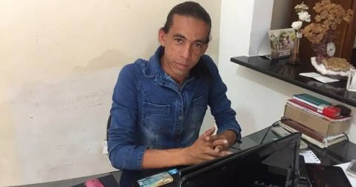 Presidente LGBT é desmoralizada em redes sociais por causa de homenagem em bloco