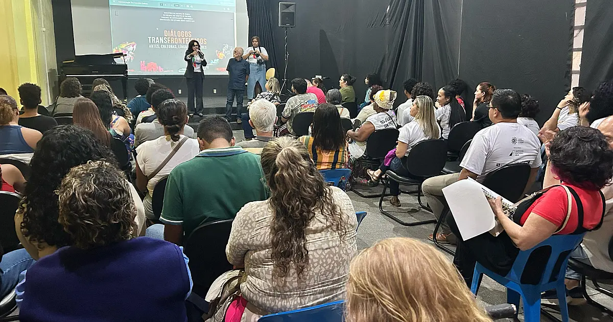 Encontro promove integração e debate sobre educação e cultura nas fronteiras