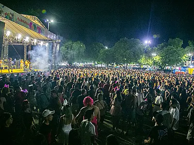 Com Turistas do Brasil e Bolívia, Carnaval de Corumbá impulsiona a economia