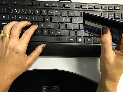 Dia do consumidor: como se prevenir de enrascadas do comércio on-line