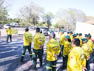 Prefeito visita base do Prevfogo e destaca atuação da brigada no Pantanal