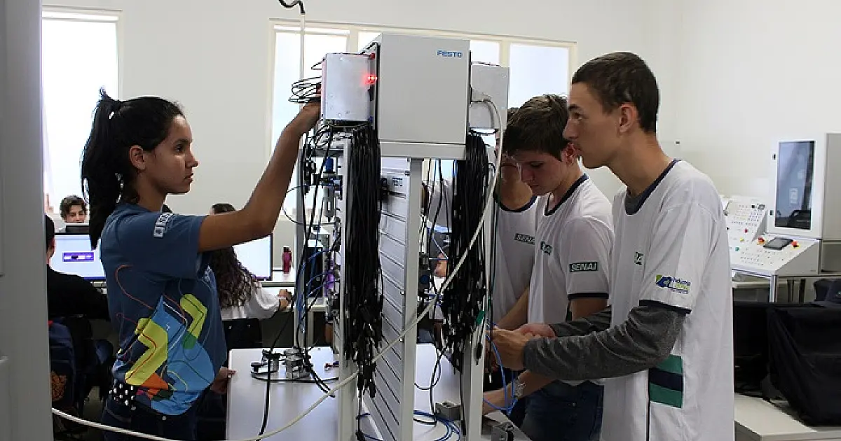 Senai prorroga período de matrículas para cursos técnicos em 11 unidades do Estado