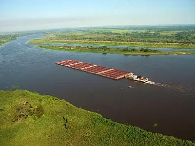 Governo busca acordo ambiental para avançar com leilão da hidrovia