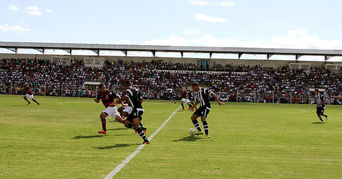 Corumbaense vence Águia Negra com gol de falta