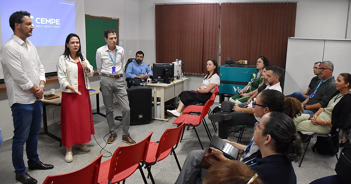 Reunião avalia formação educacional para atender demanda industrial de MS