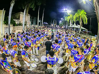 Ensaios técnicos reúnem escolas de samba no Carnaval de Corumbá