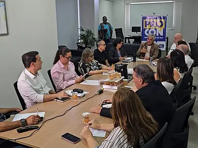 Procon discute aumento de combustíveis com distribuidoras de MS