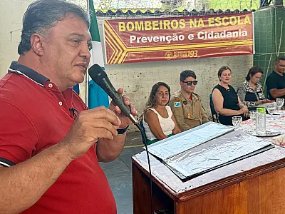 Evento na 17 de Março dá inicio ao Projeto Bombeiro na Escola em Ladário